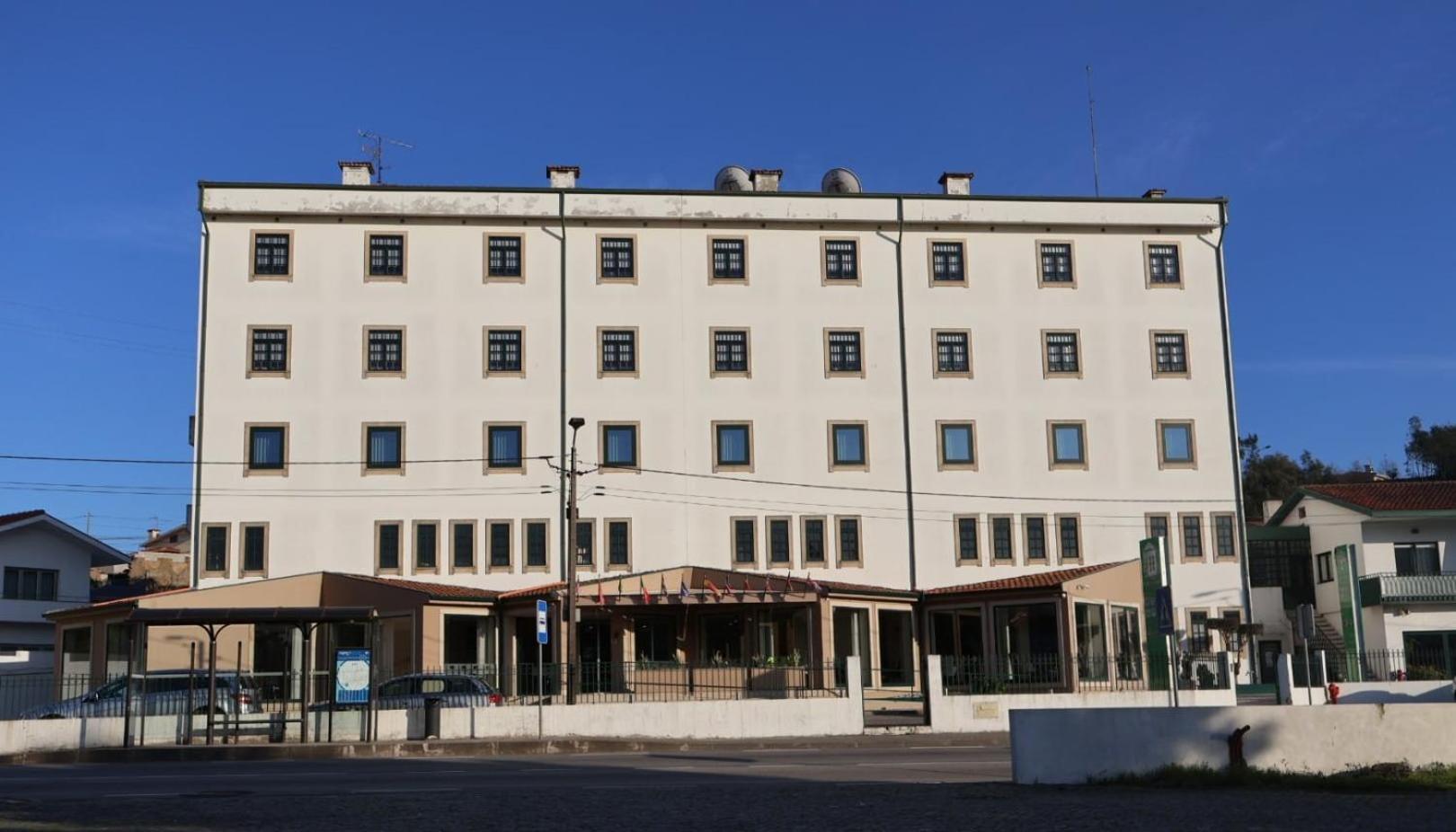 Hotel Santhyago Trofa Buitenkant foto